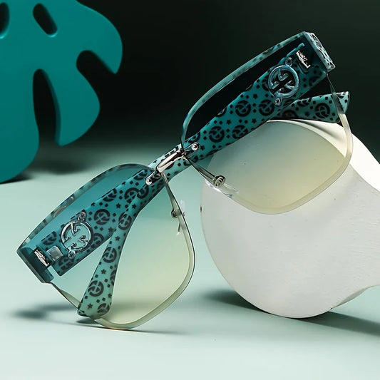 1pcs Fashionable new high-end women's sunglasses gradient color large frame UV resistant sunglasses to modify face shape