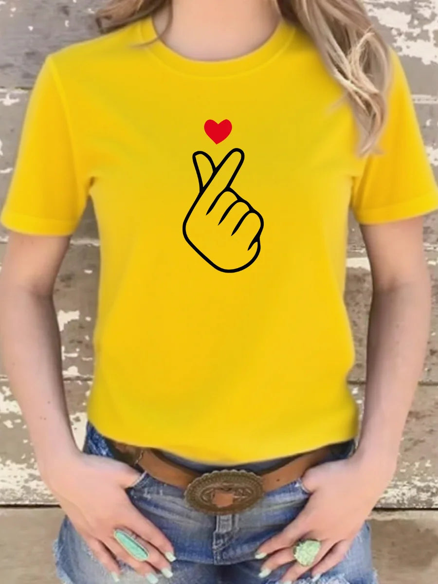 Finger Love Symbol T-shirt Finger Kpop Shirt Women Graphic T-Shirts Cute K-Pop Tee Short Sleeve Female Tops