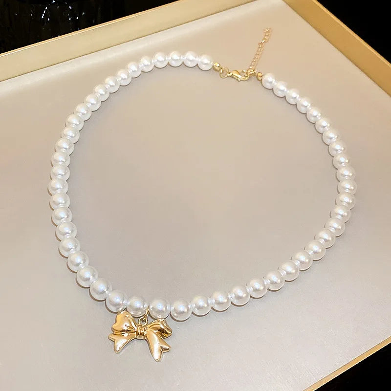 Imitaition Pearl Necklace for Women Simple Fashion Collarbone Chain White Choker Necklaces Designer Wedding Jewelry Wholesale