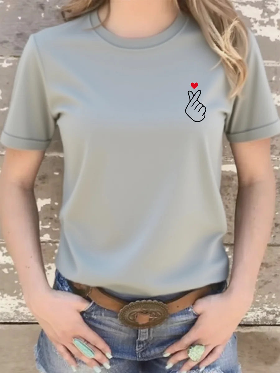 Finger Love Symbol T-shirt Finger Kpop Shirt Women Graphic T-Shirts Cute K-Pop Tee Short Sleeve Female Tops