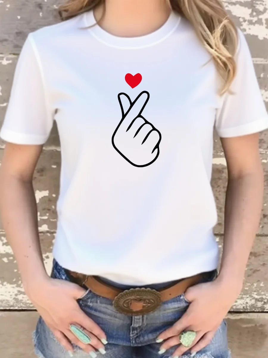 Finger Love Symbol T-shirt Finger Kpop Shirt Women Graphic T-Shirts Cute K-Pop Tee Short Sleeve Female Tops