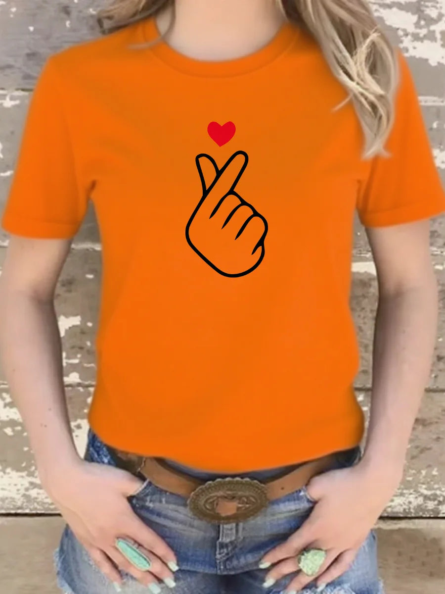 Finger Love Symbol T-shirt Finger Kpop Shirt Women Graphic T-Shirts Cute K-Pop Tee Short Sleeve Female Tops