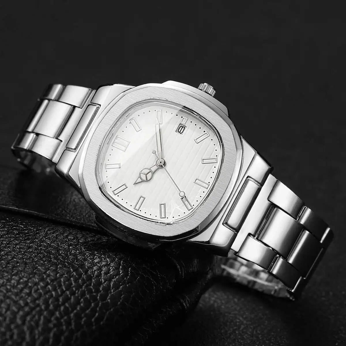 Luxury Men Business Watches Fashion Square Dial Stainless Steel Strap Quartz Watch with Calendar For Mens Clock（Without Box）