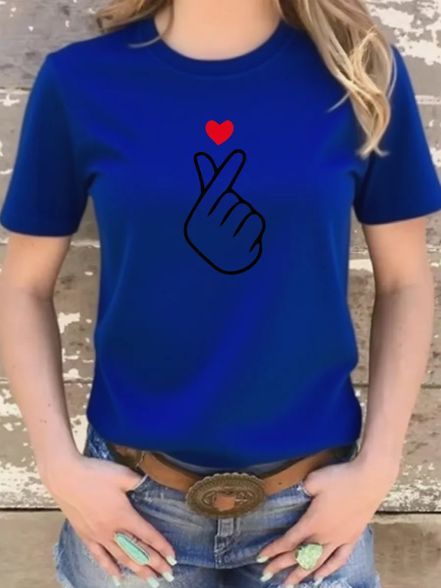 Finger Love Symbol T-shirt Finger Kpop Shirt Women Graphic T-Shirts Cute K-Pop Tee Short Sleeve Female Tops